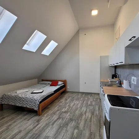 Parkowe Nr 8 *